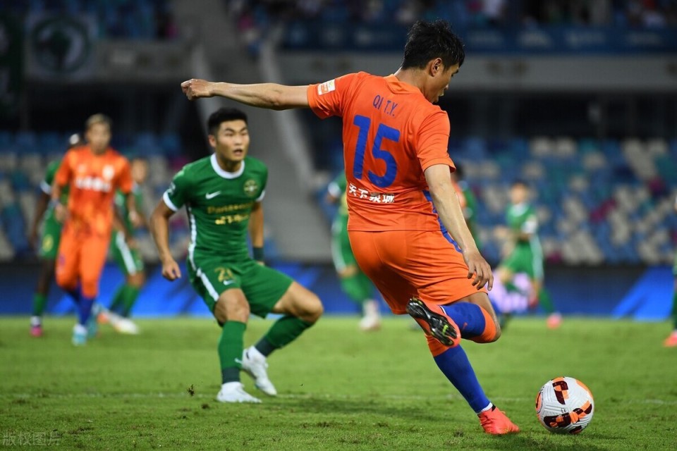 ayx.com-华夏幸福主场对阵鲁能，球队期望突破得分  第2张